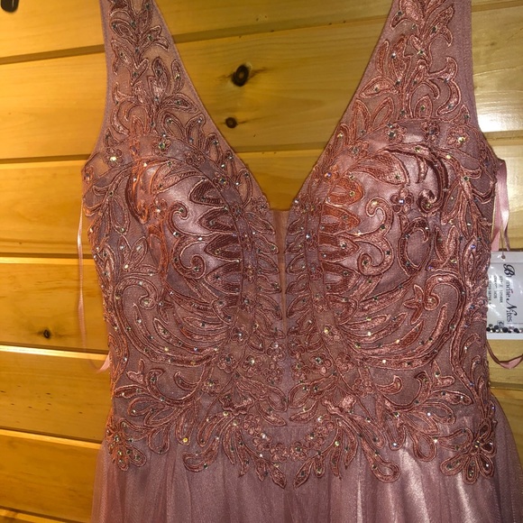 Prom Dress - Picture 3 of 4